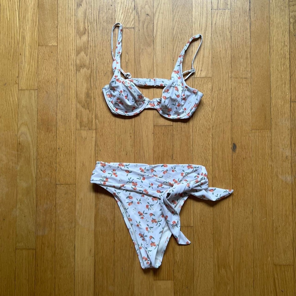 Abercrombie & Fitch peaches bikini set